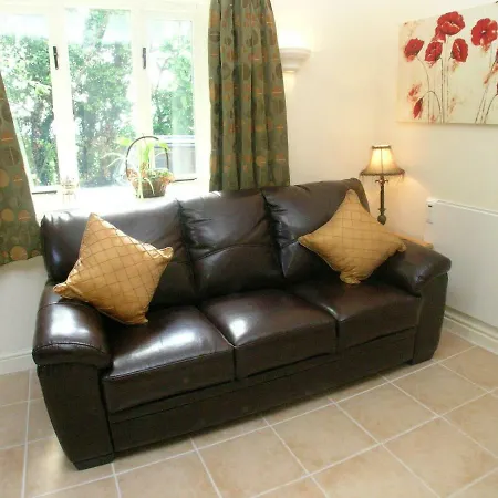 Juliet Cottage Hot Tub Sleeps 3 Singles Or Double Stratford-upon-Avon Exterior photo